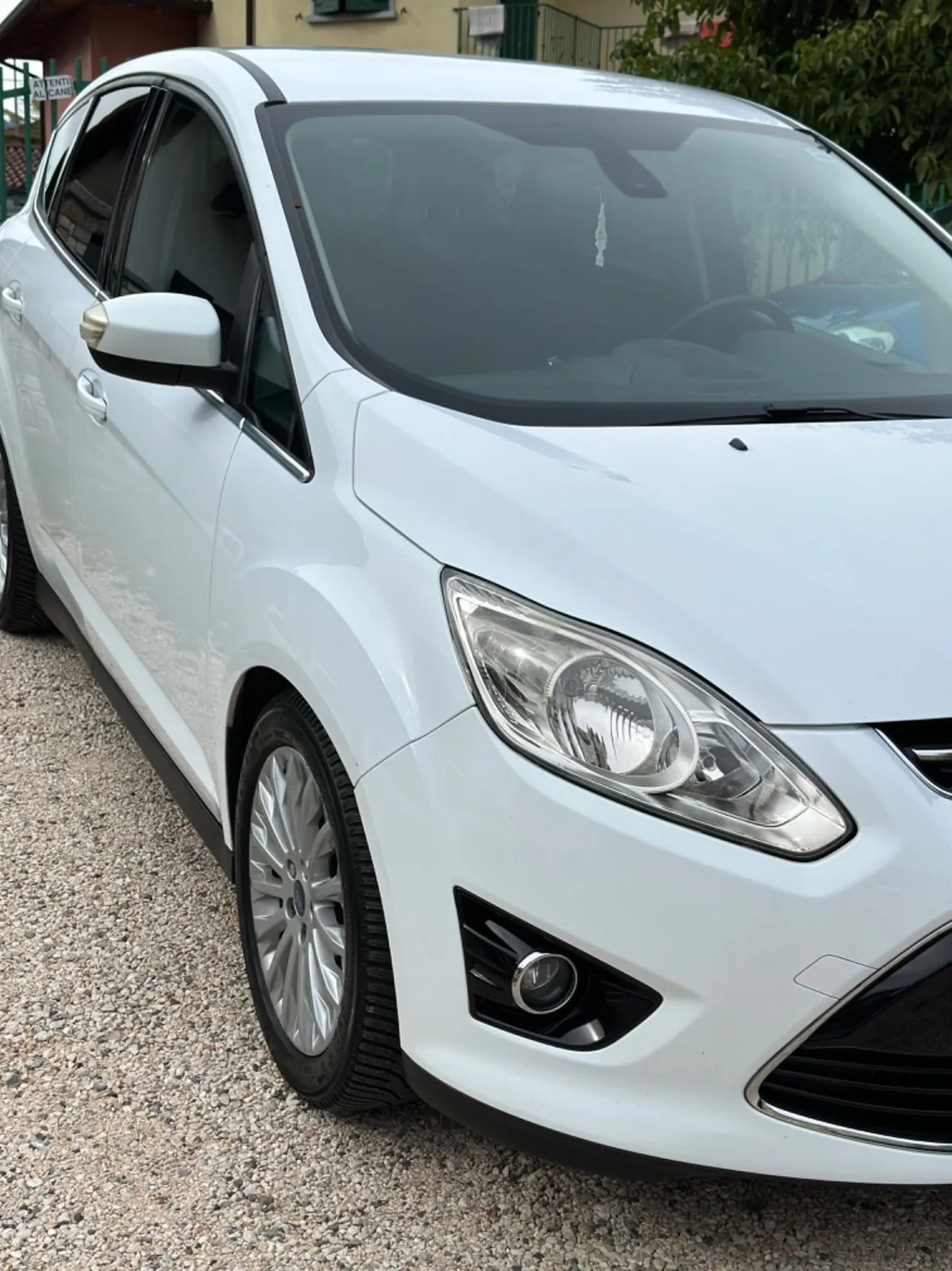 Ford C-Max 2012 photo 3