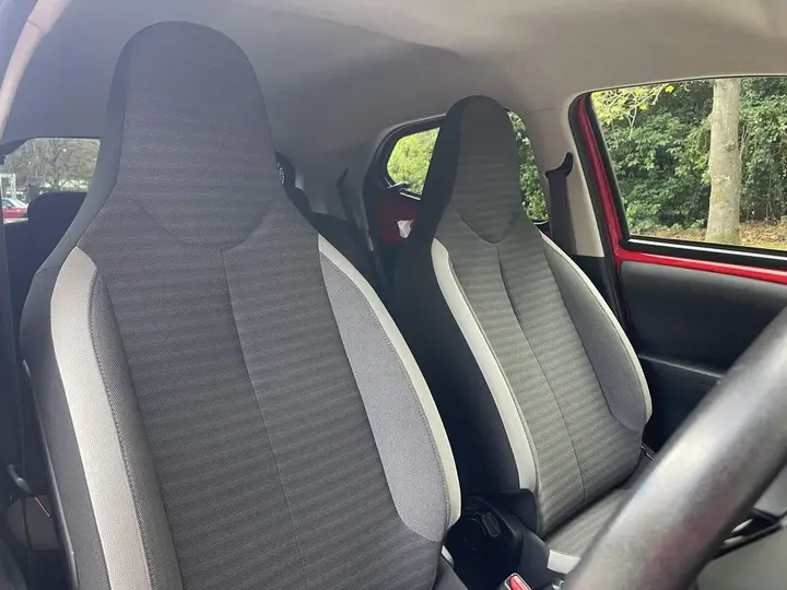 Toyota Aygo 2018 photo 2