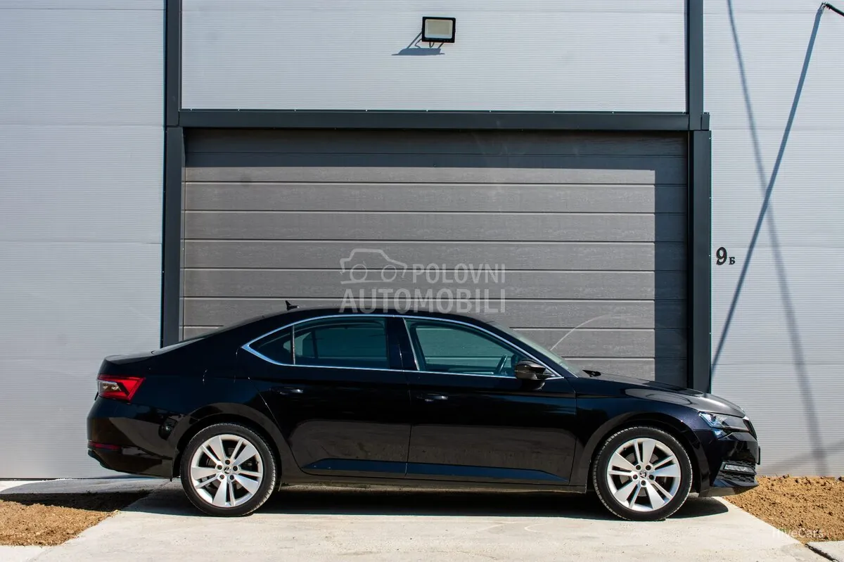 Skoda Superb 2021 photo 4
