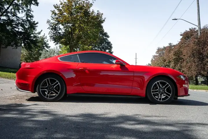 Ford Mustang 2021 photo 4
