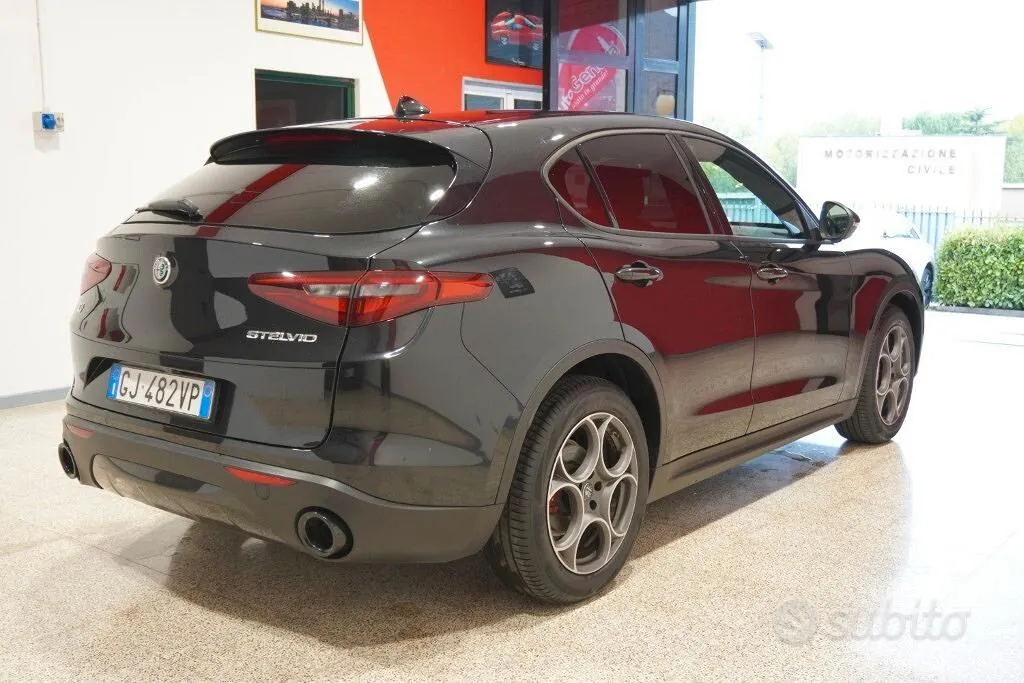 Alfa Romeo Stelvio 2022 photo 4
