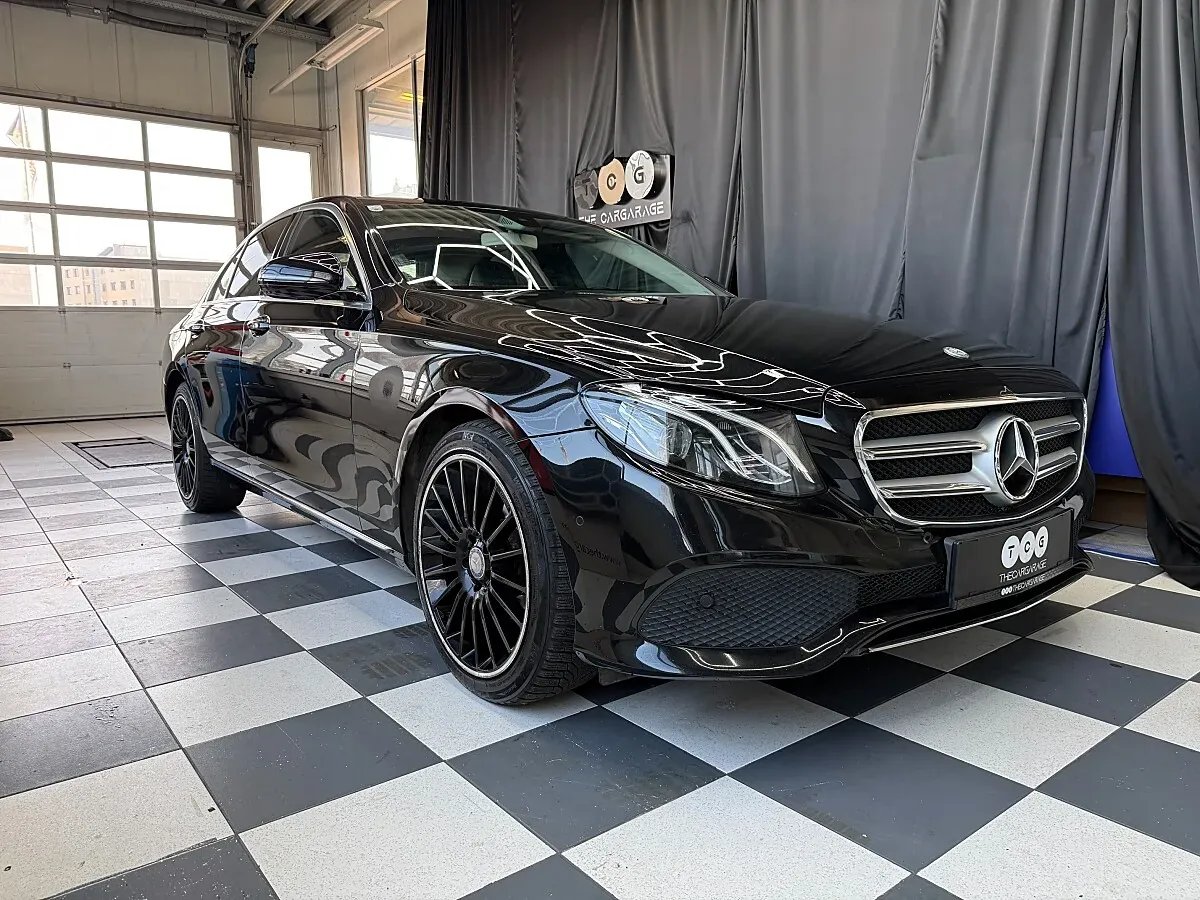 Mercedes-Benz E-Class 2017 photo 3