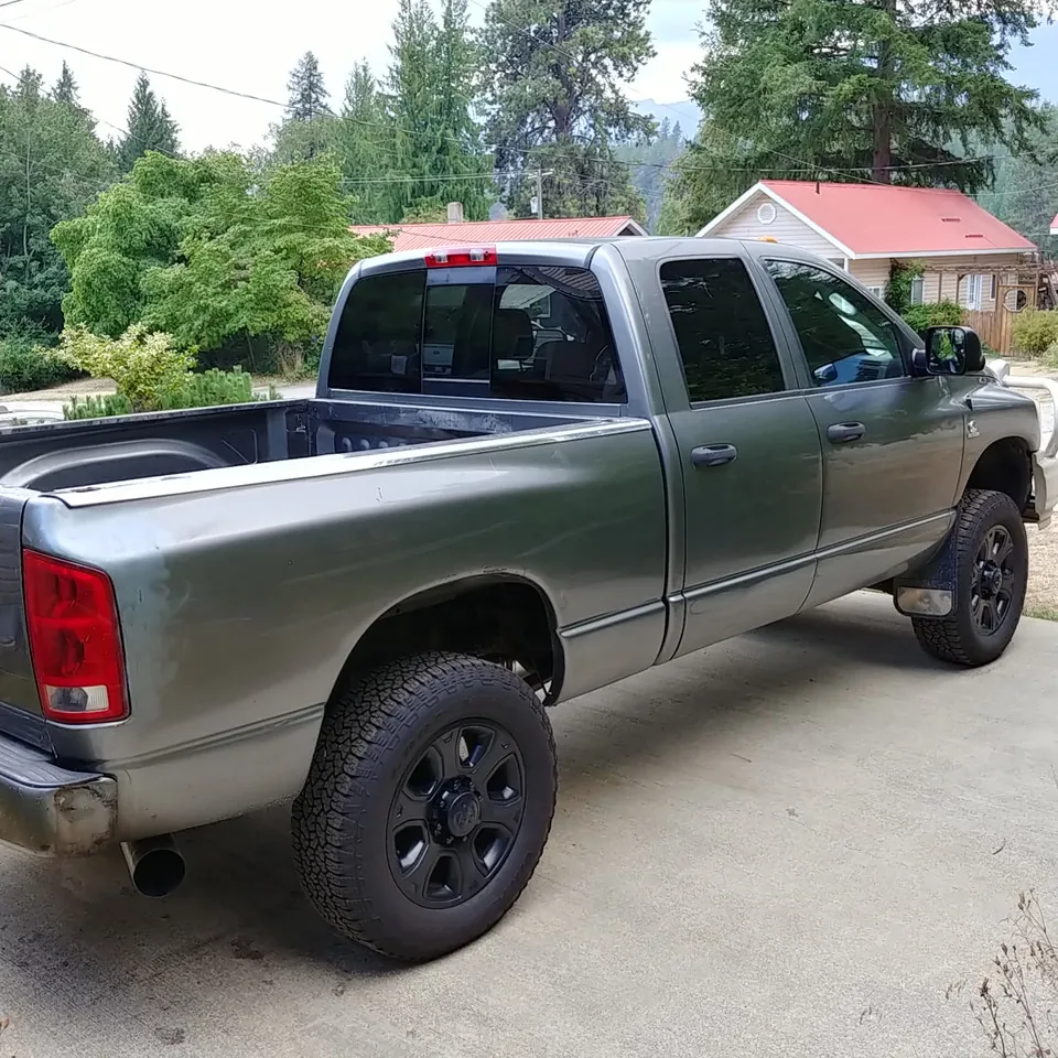 Dodge Ram 3500 2006 photo 2