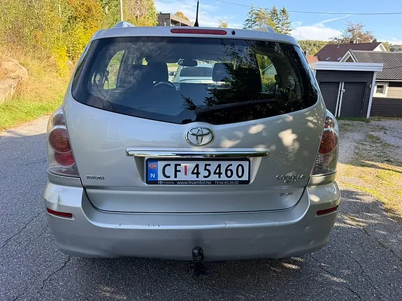 Toyota Corolla Verso 2008 photo 4