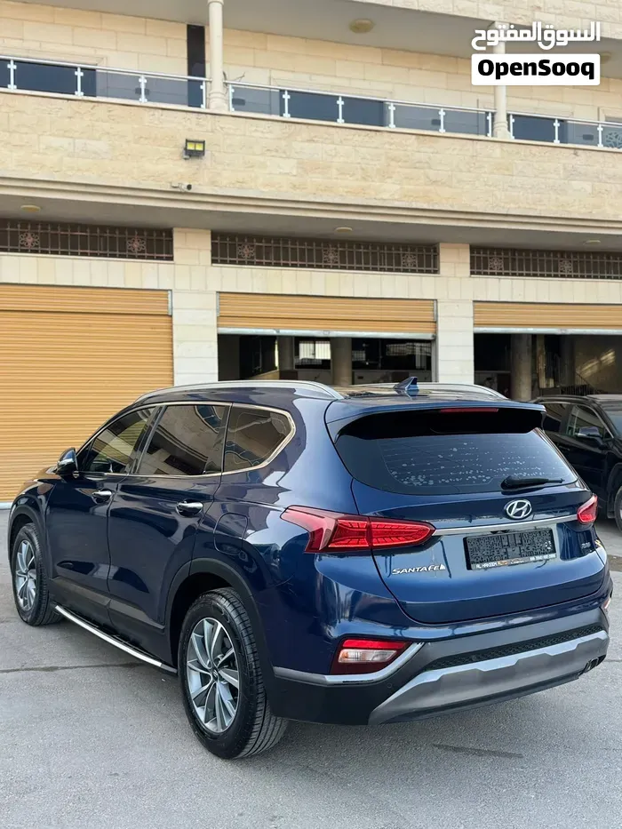 Hyundai Santa Fe 2018 photo 4
