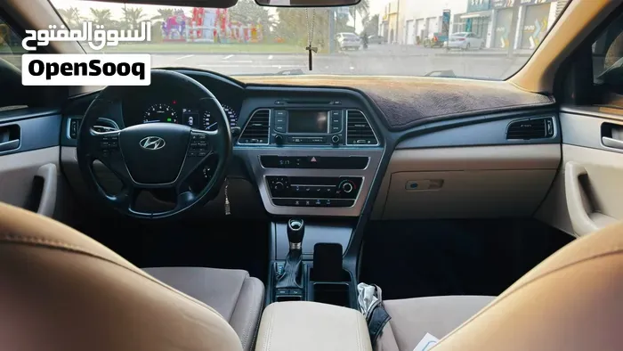 Hyundai Sonata 2016 photo 2
