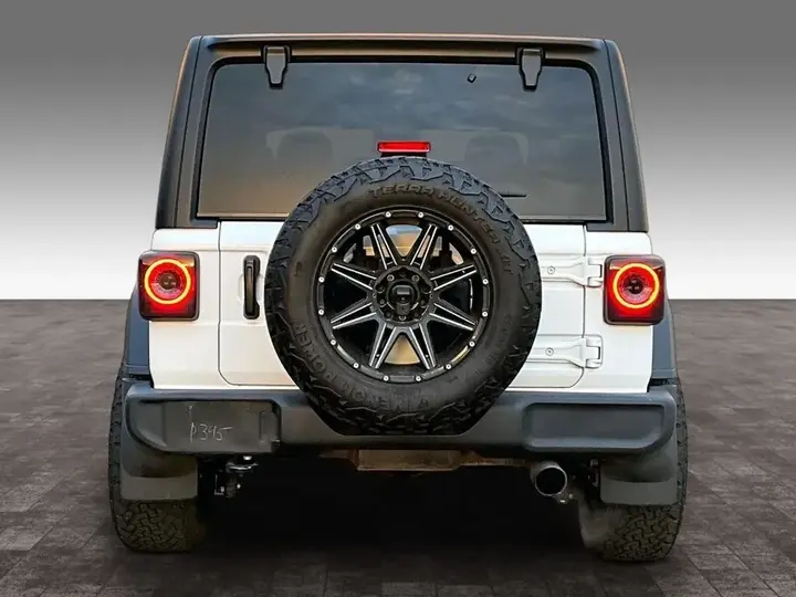 Jeep Wrangler 2025 photo 4