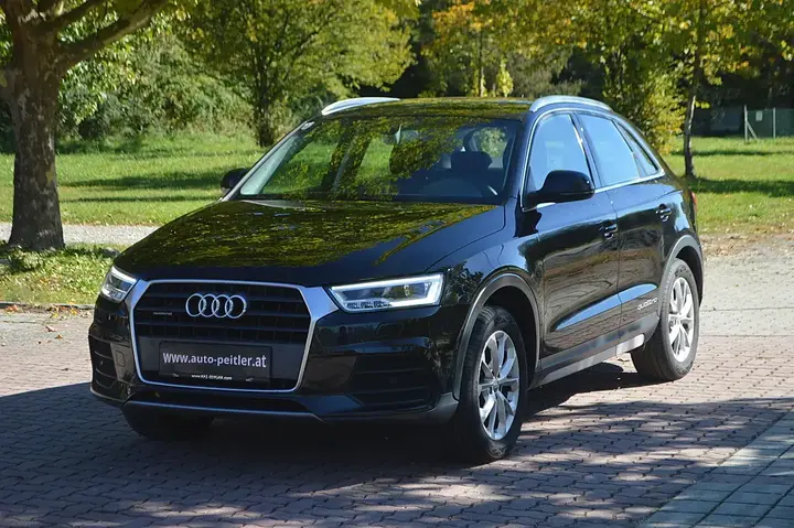 Audi Q3 2015 photo 2