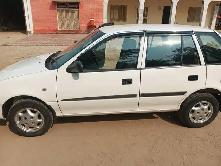 Suzuki Cultus