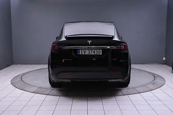 Tesla Model X 2018 photo 5