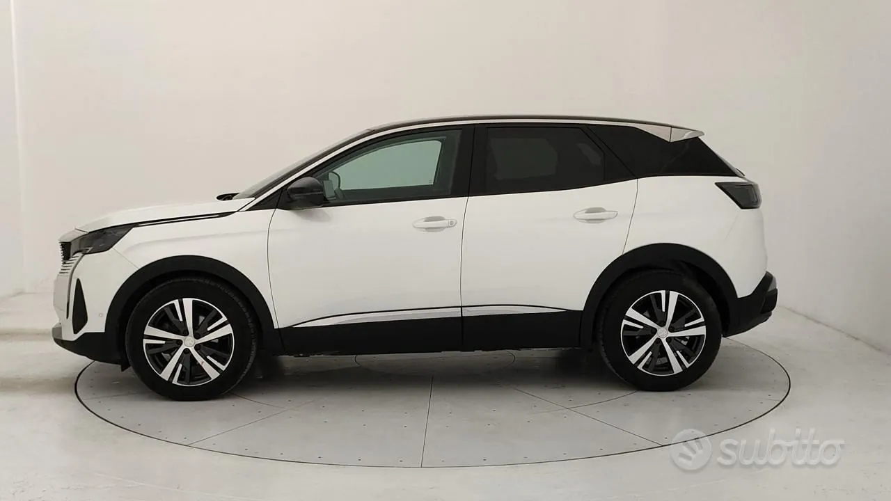 Peugeot 3008 2022 photo 2