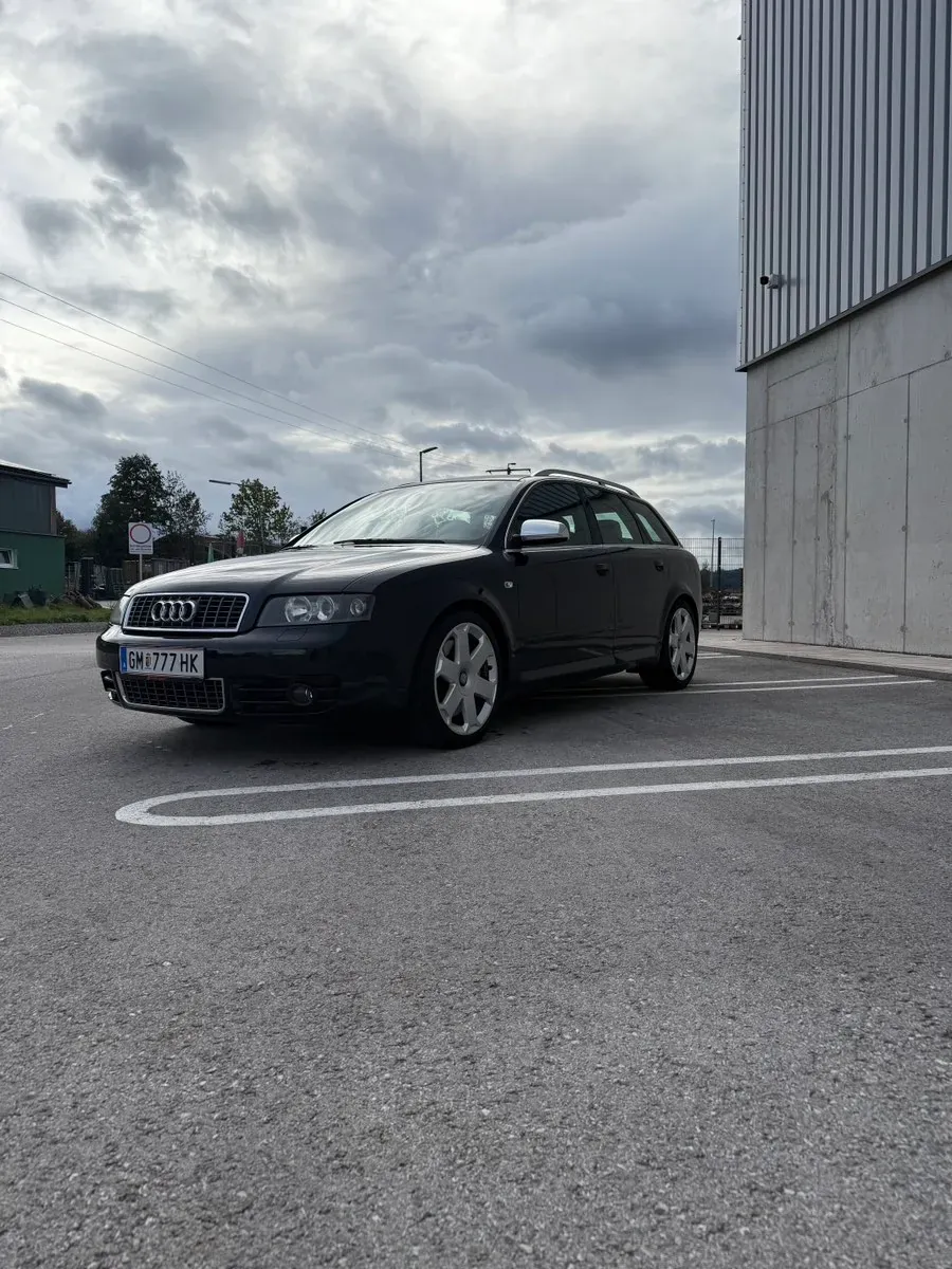 Audi A4 2003 photo 3