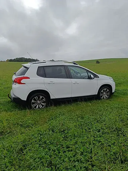 Peugeot 2008 2014 photo 4