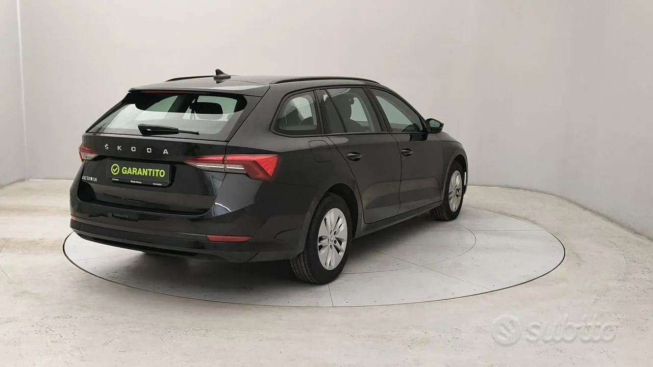 Skoda Octavia 2021 photo 5