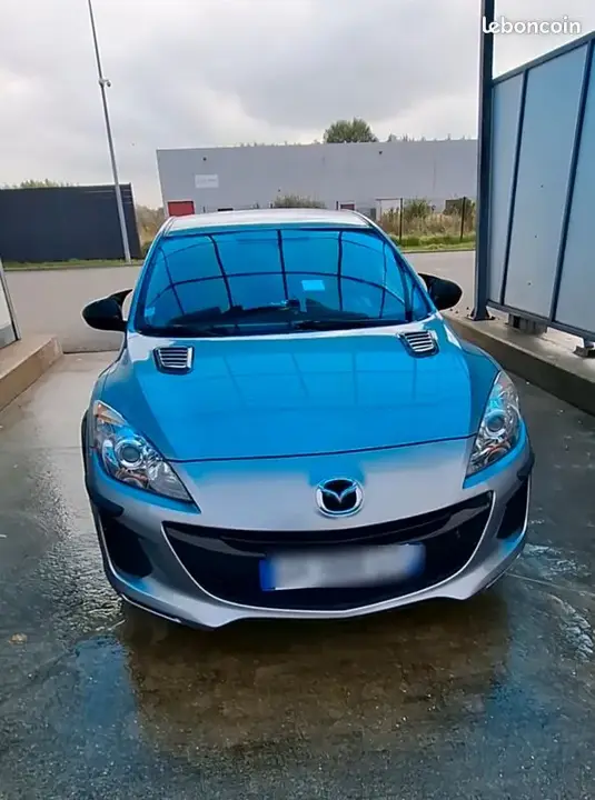Mazda 3 2012 photo 3