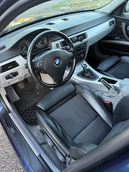 BMW 318D 2011 photo 5