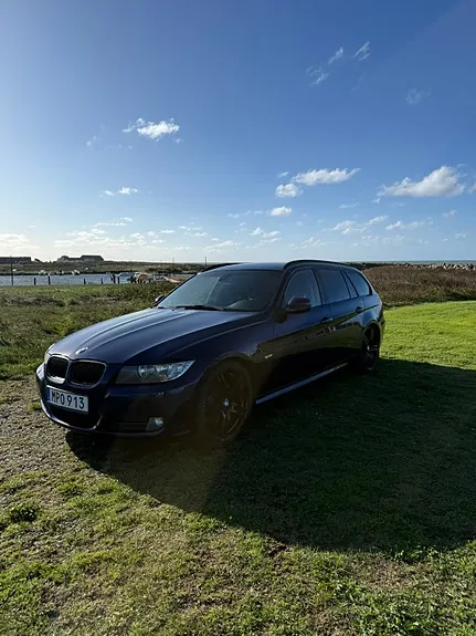BMW 318D 2011 photo 4