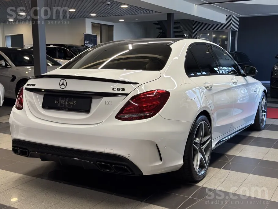 Mercedes-Benz C63 Amg 2017 photo 4