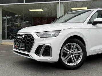 Audi Q5 2024 photo 3