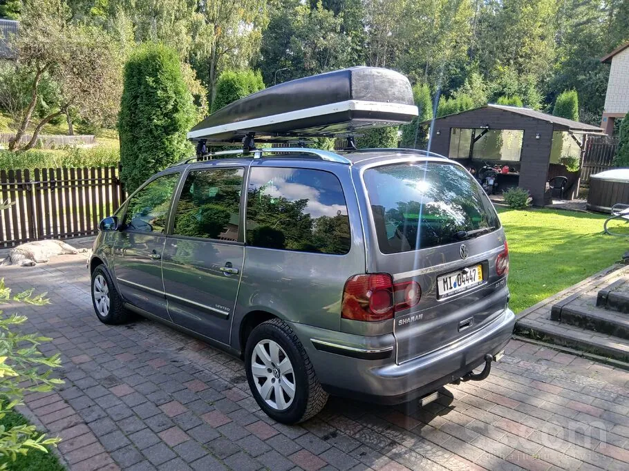 Volkswagen Sharan 2009 photo 3