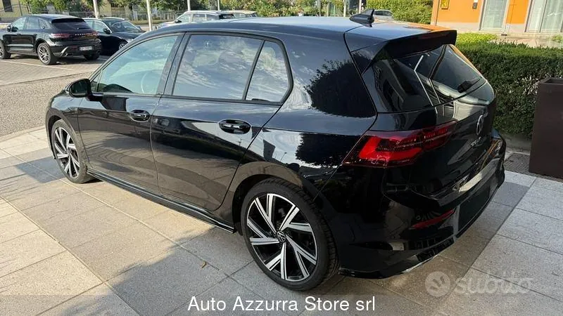 Volkswagen Golf 2024 photo 3
