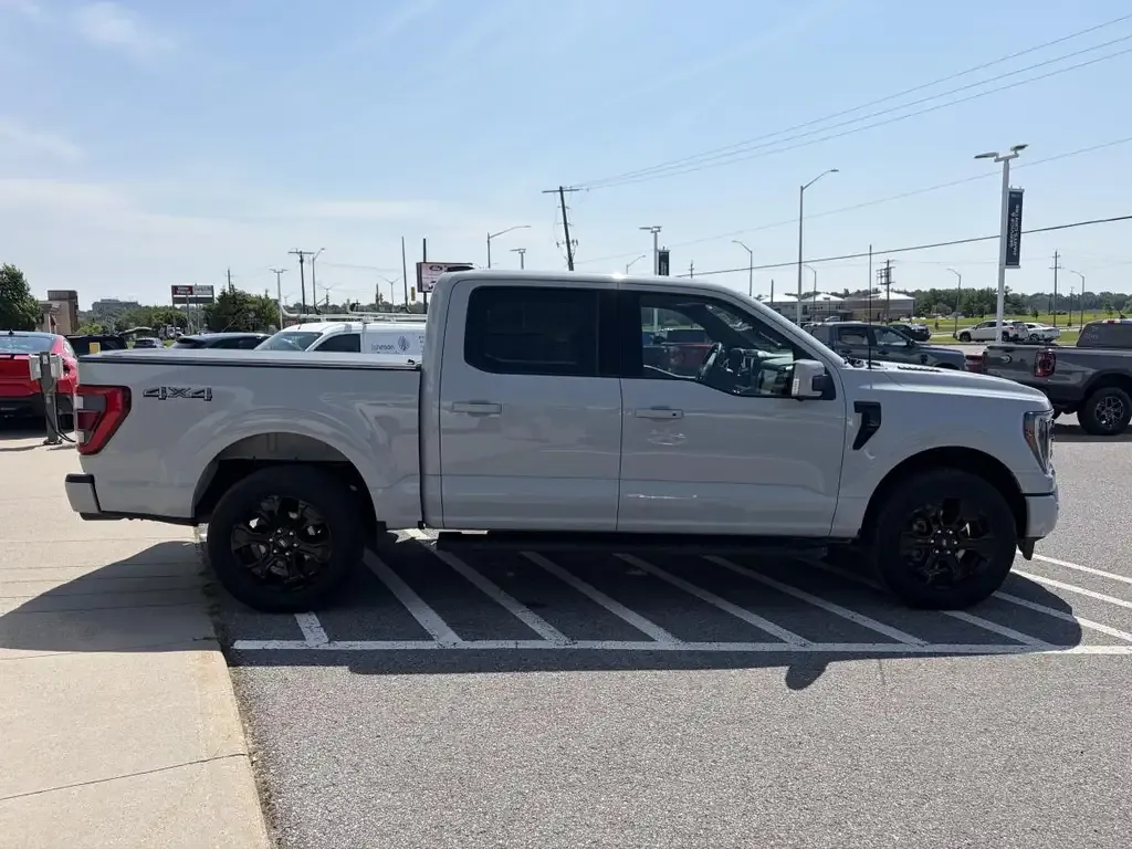 Ford F-150 Lariat 2023 photo 4