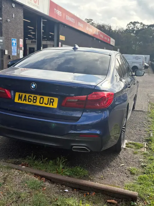 BMW 5 Series 2018 photo 4