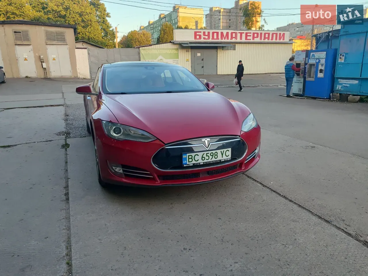 Tesla Model S