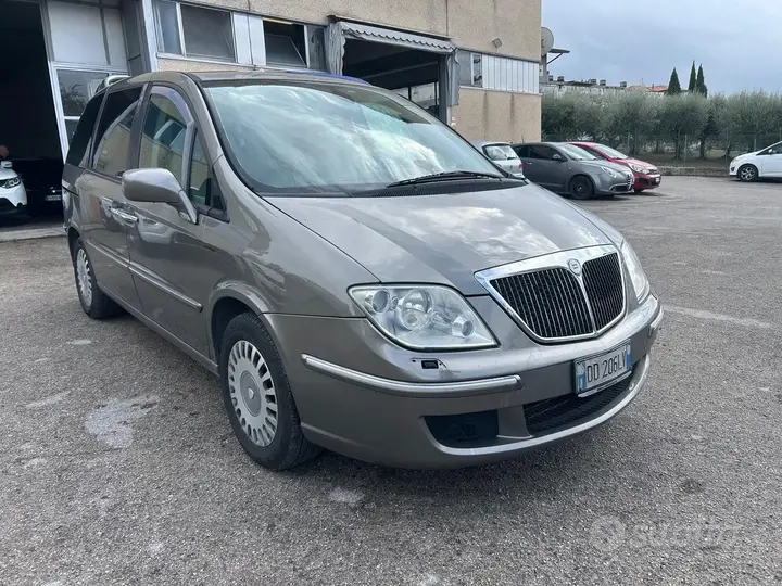 Lancia Phedra 2006 photo 3