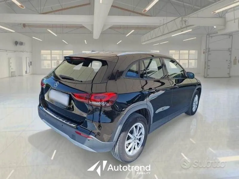 Mercedes-Benz Gla 2022 photo 2