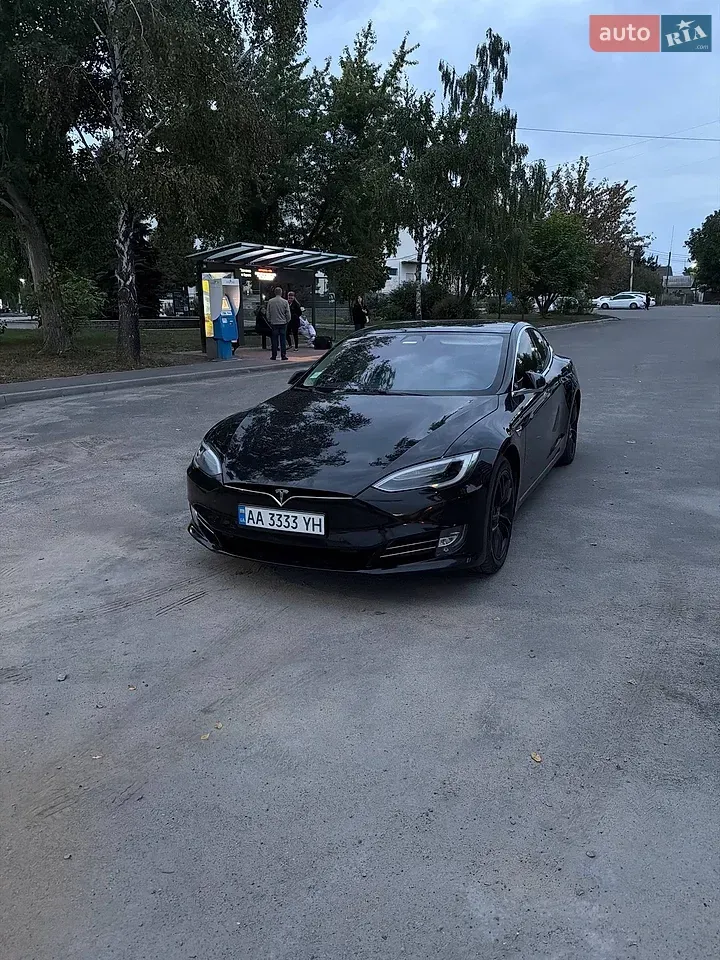 Tesla Model S