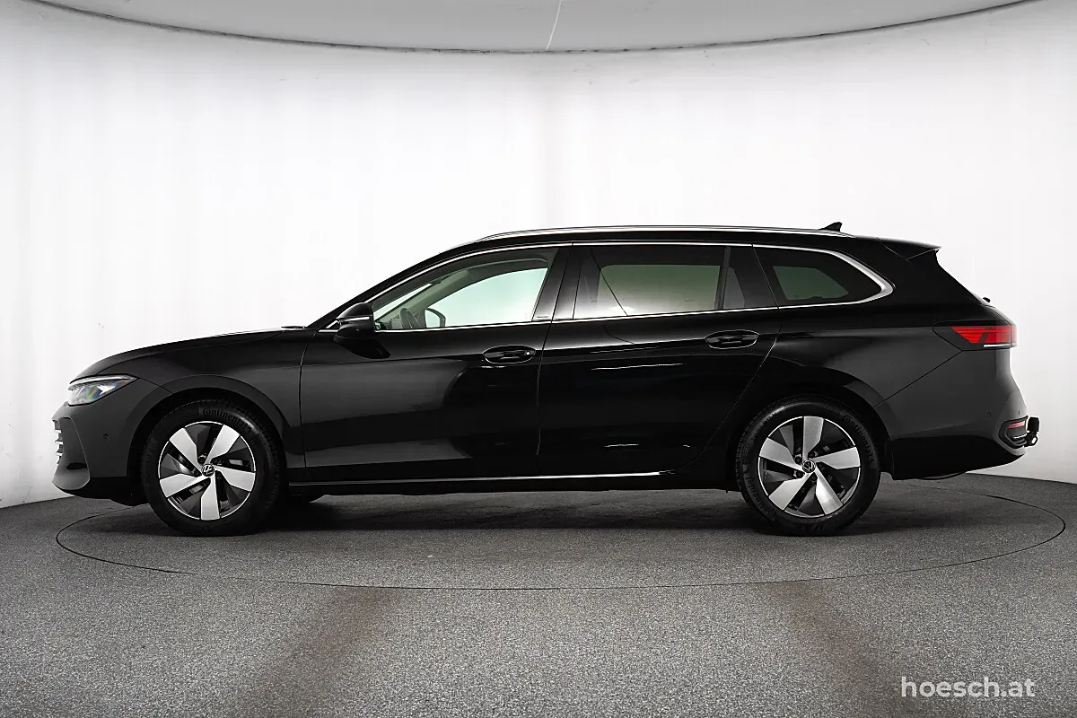 Volkswagen Passat 2025 photo 3