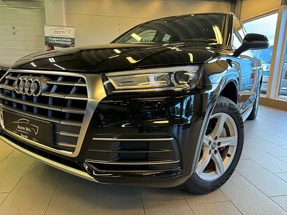 Audi Q5 2017 photo 2