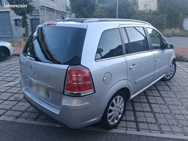 Opel Zafira 2005 photo 3