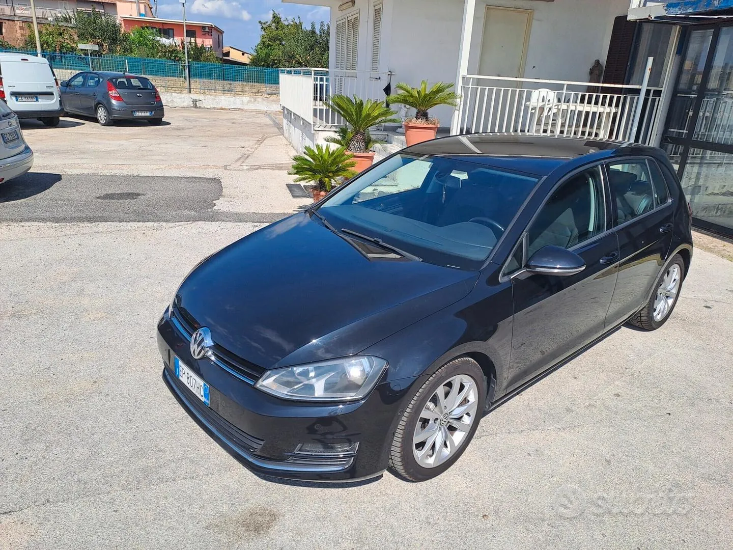 Volkswagen Golf 2013 photo 2