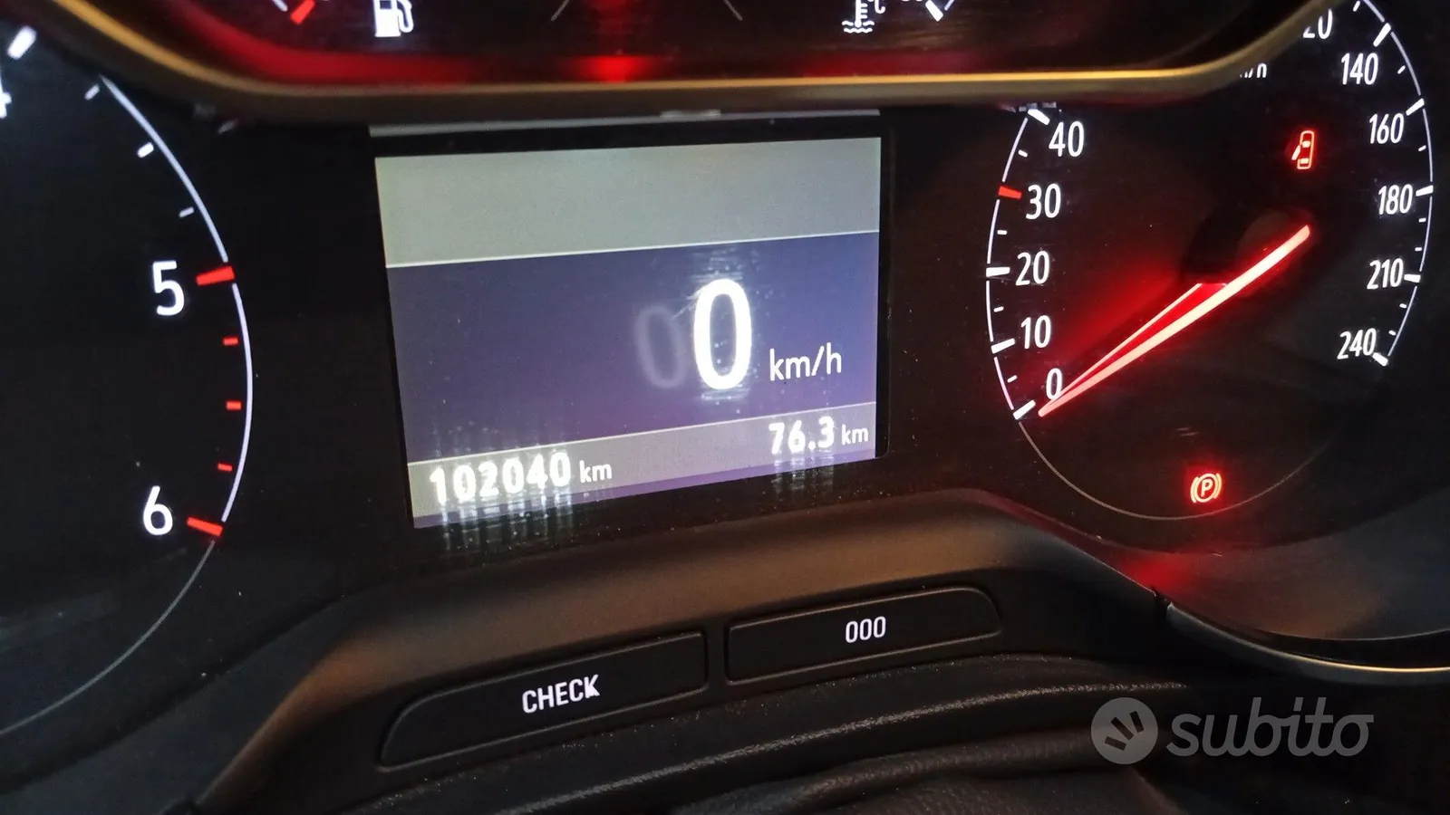 Opel Crossland X 2018 photo 4