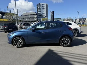 Mazda 2 2019 photo 3