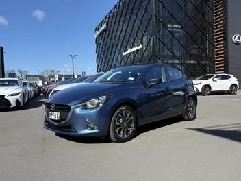Mazda 2 2019 photo 2