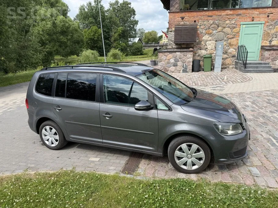 Volkswagen Touran 2010 photo 5