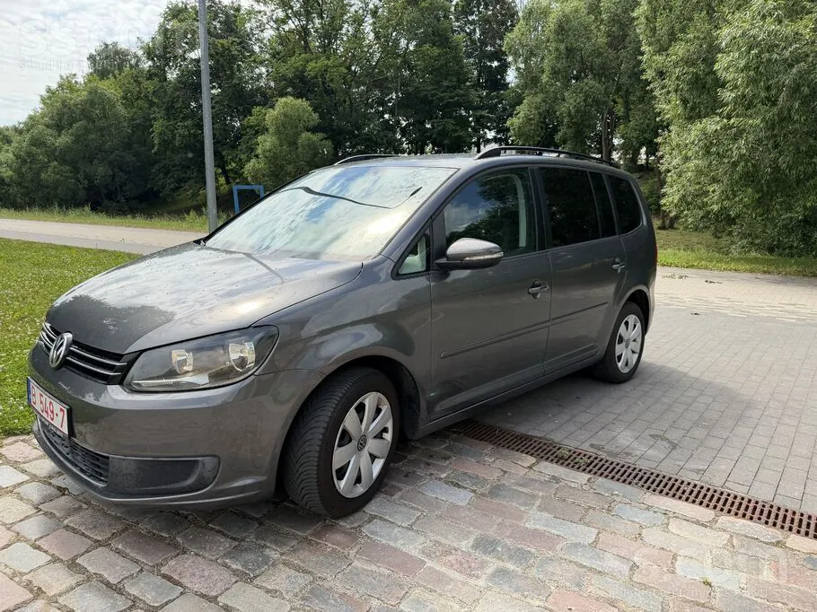 Volkswagen Touran 2010 photo 4