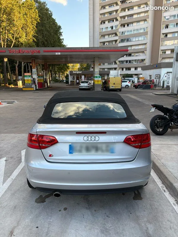 Audi A3 2010 photo 2