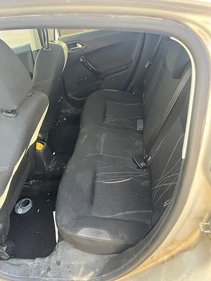 Peugeot 208 2014 photo 4