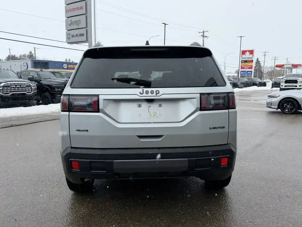 Jeep Cherokee 2026 photo 5
