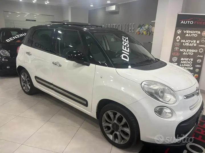 Fiat 500L 2013 photo 4