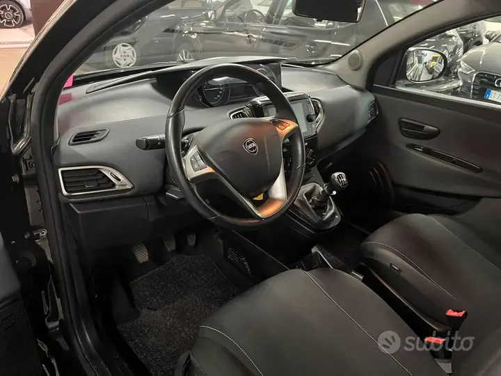 Lancia Ypsilon 2022 photo 3