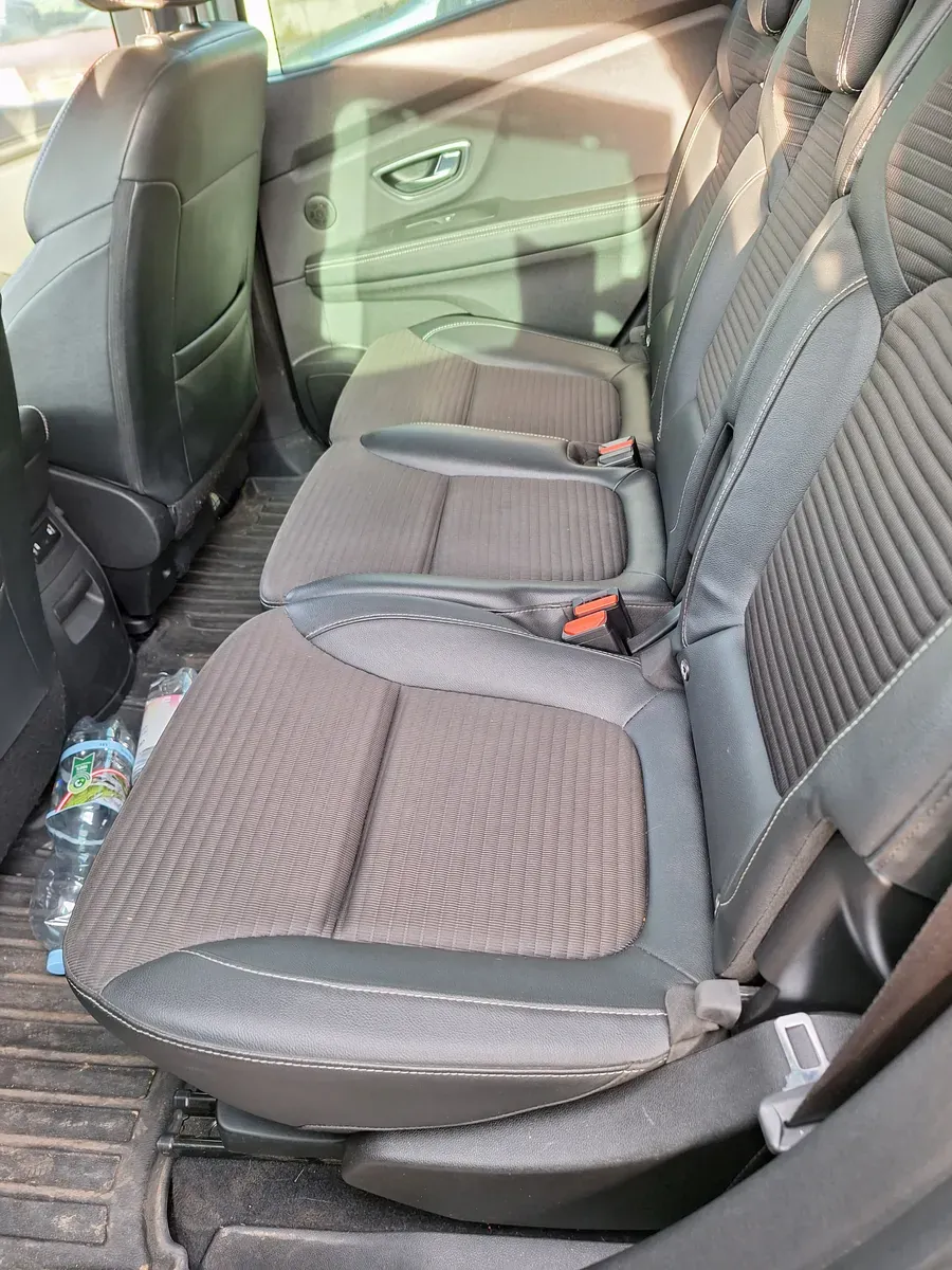 Renault Scenic 2019 photo 2