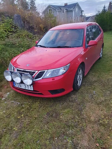 Saab 9-3 2010 photo 3