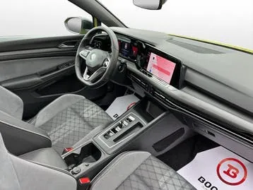 Volkswagen Golf 2022 photo 2
