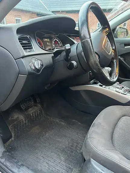 Audi A4 2012 photo 5