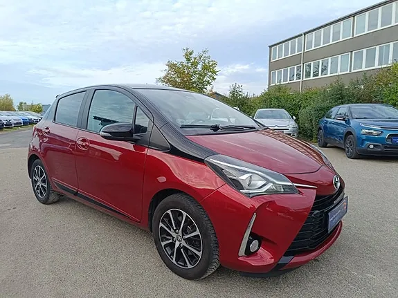 Toyota Yaris 2018 photo 2